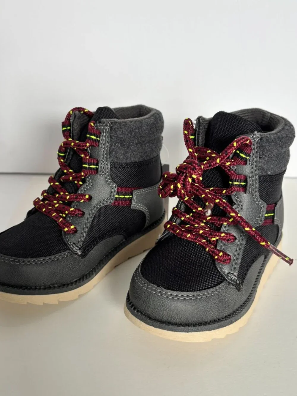 OshKosh B'gosh Toddler Boys Shoes Boots Hunter Grey Casual Fall Winter Sz 6 6T - Picture 2 of 14